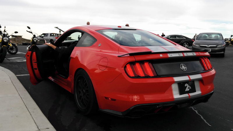 Illustration for article titled I Found A Mustang Shelby GT Hanging Out In Palm Springs